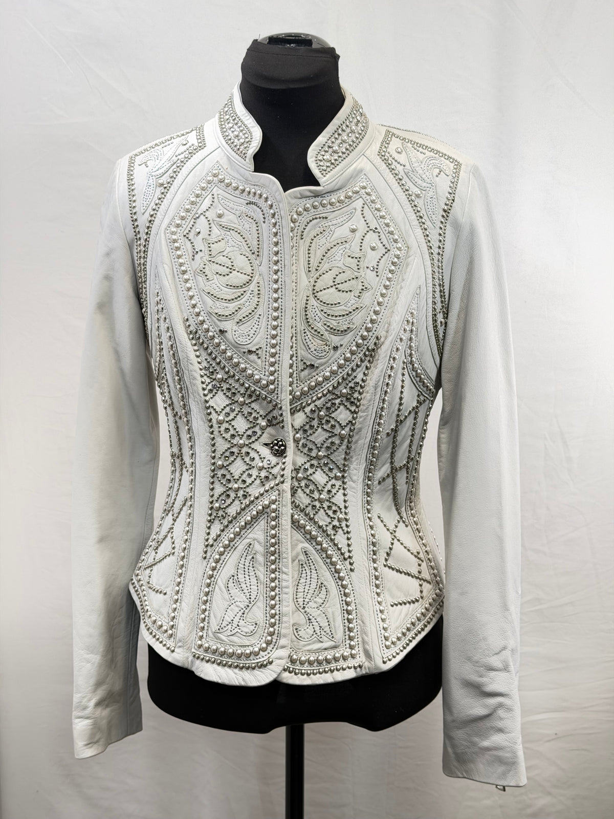 CF113-5 ELEVEN 11 WHITE JACKET S