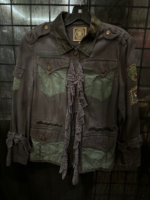 CF11-8 DDR FIELD JKT W/RUFFLES-XS