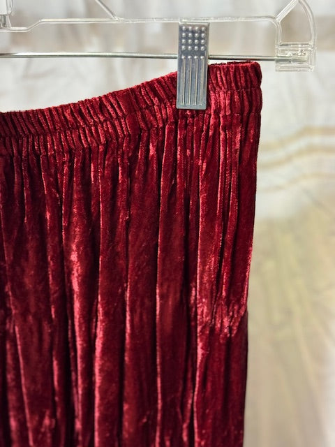 CF14-16 CRUSHED VELVET BROOMSKIRTS