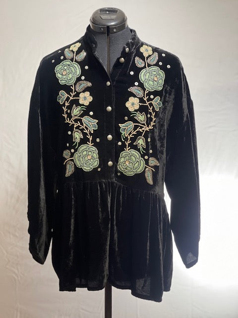 CF42-77 BLK VELVET TUNIC W/GREEN FLOWER-S