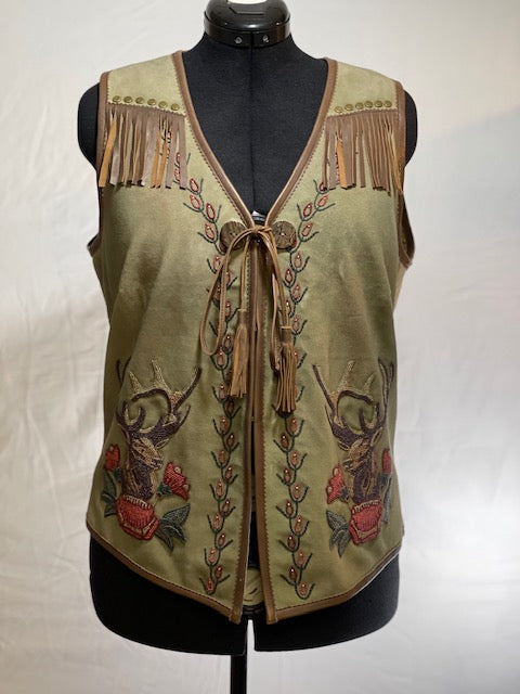 CF43-15 BEADED DEER VEST-XL
