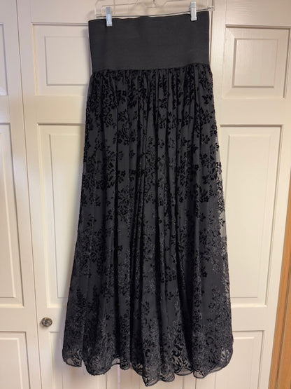 CF14-38 BLK CUT VELVET SKIRT-LARGE