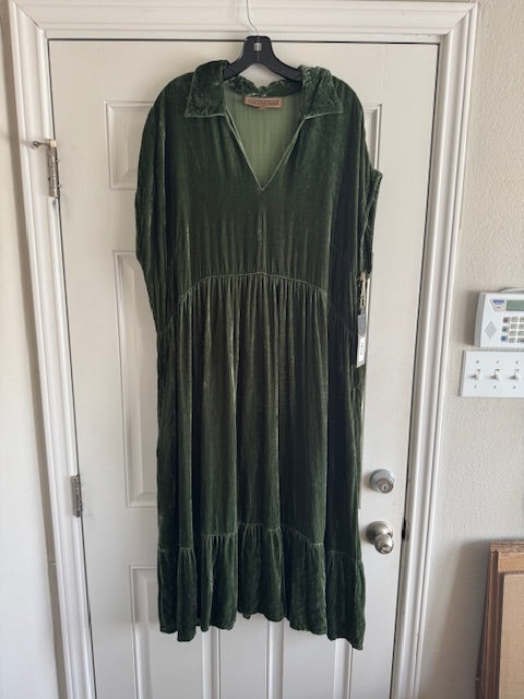 CF30-9 GREEN VELVET LONG DRESS-2X