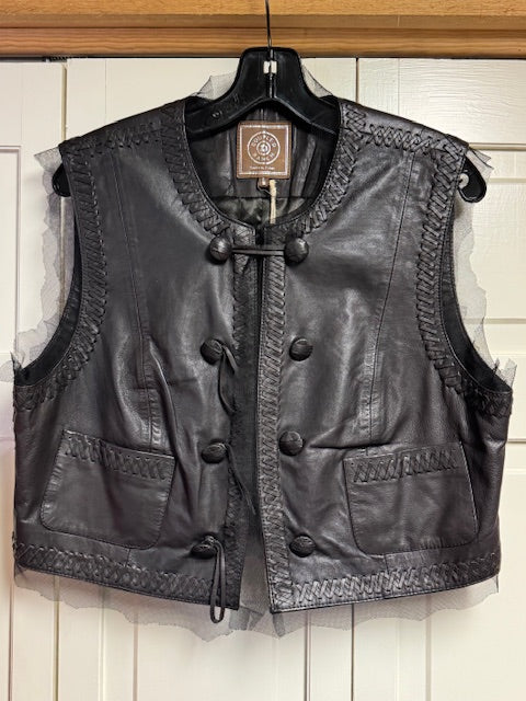 CF38-9 BLACK LEATHER VEST W/NETTING