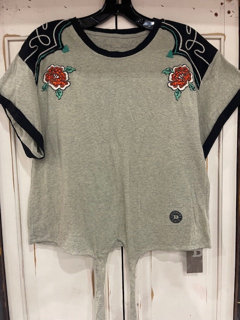 CF33-11 SHORT SLEEVE TOP W/RED FLOWERS-LRG