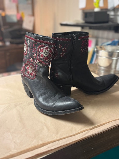 CF47-5 BLACK W/RED STITCH BOOT #10.5