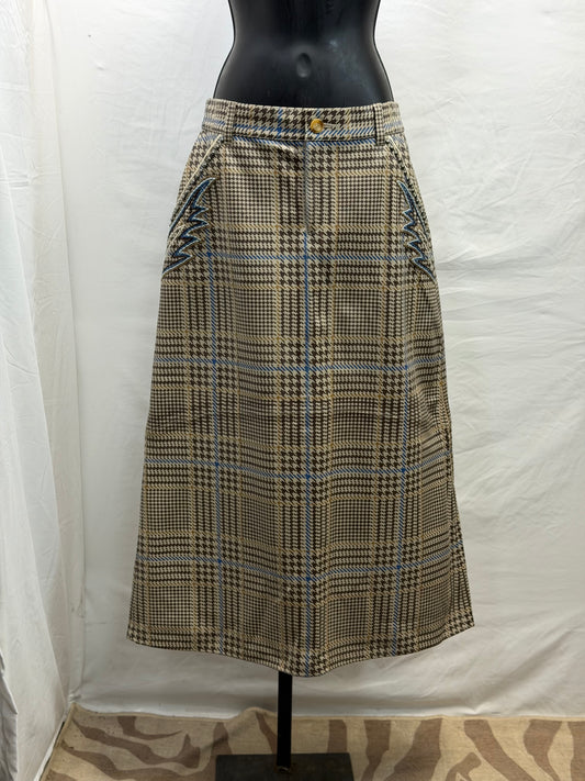 CF33-197 CALL'EM SQUARE SKIRT 12