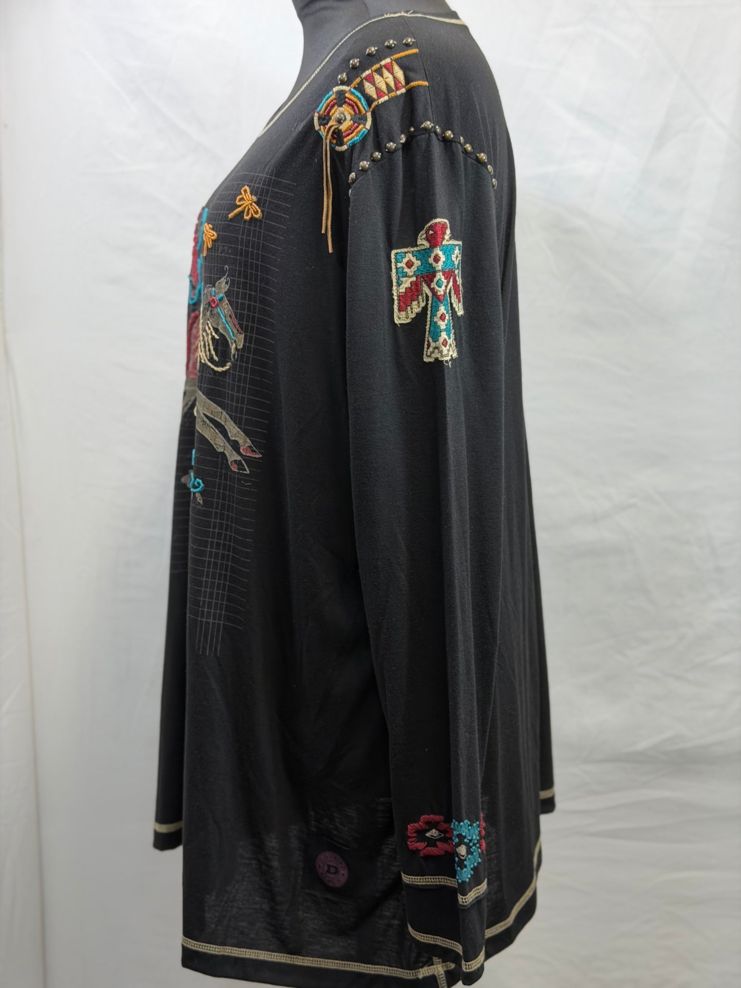 CF105-41 YELLOW HORSE TOP 2X