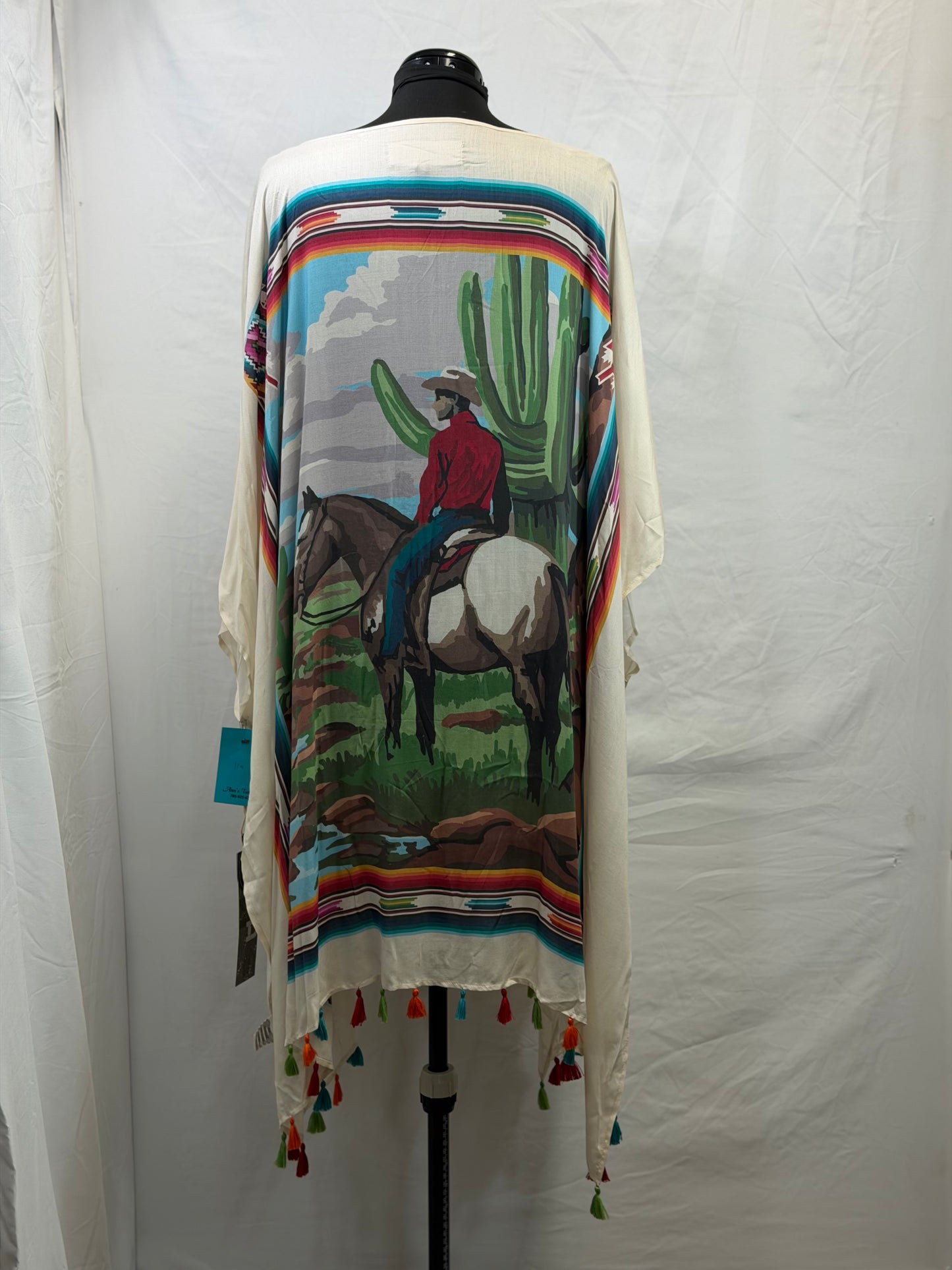 CF105-47 COWBOY PONCHO PLUS
