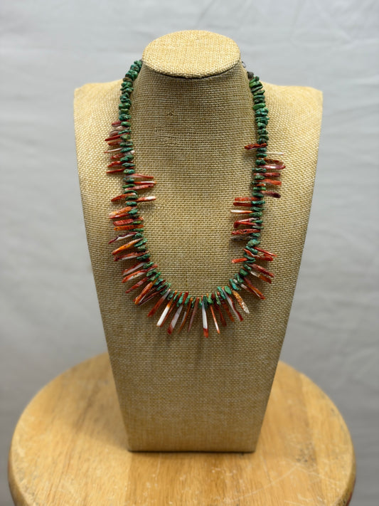 CF105-76 GREEN TURQ& SPINEY NECKLACE
