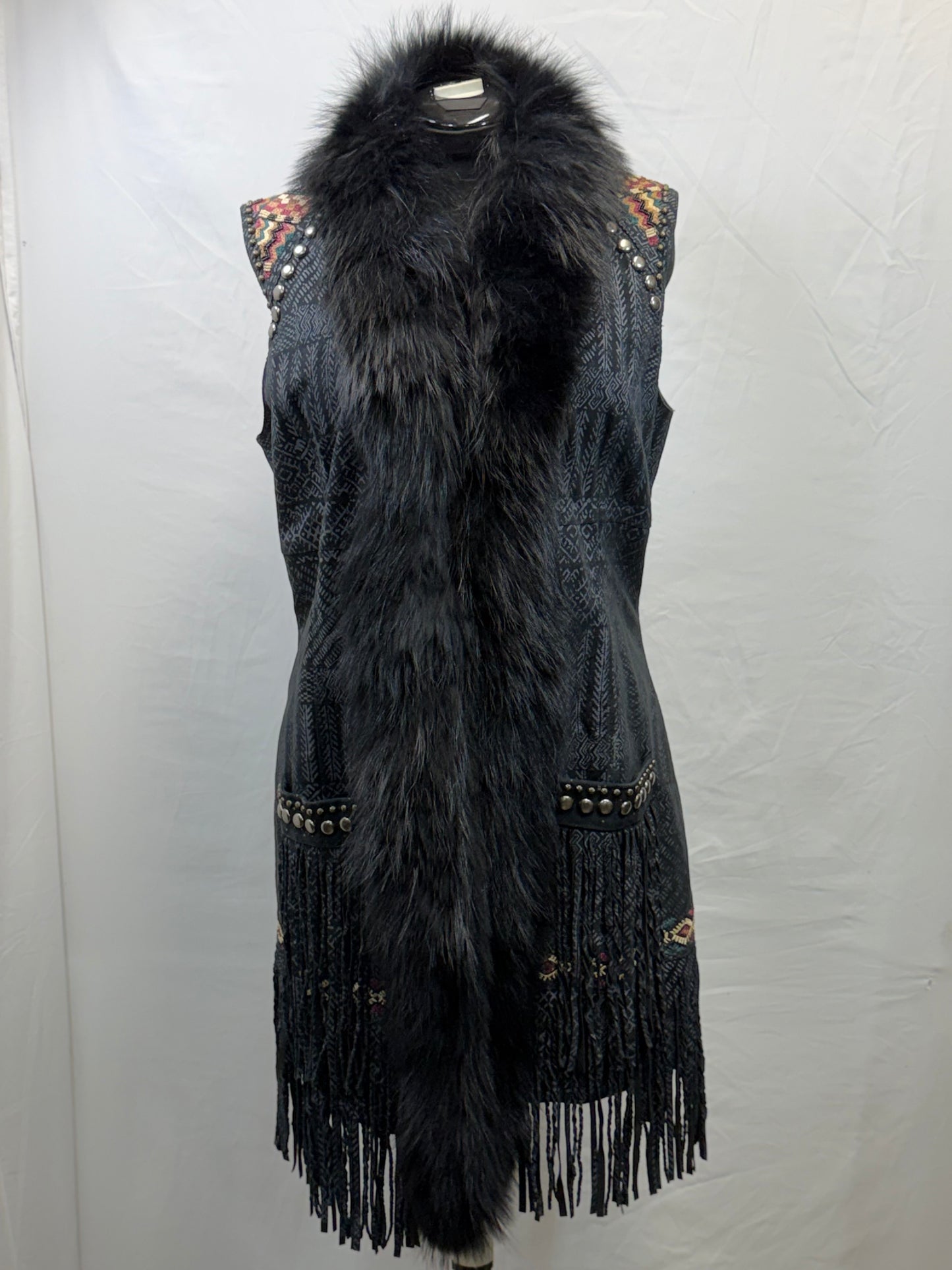 CF47-47 GREY LEATHER VEST W/ LONG FUR L