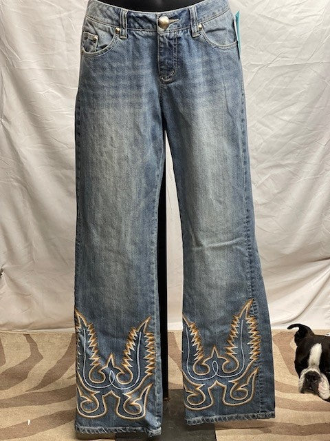 CF17-33 EMB BOOT CUT JEANS 6