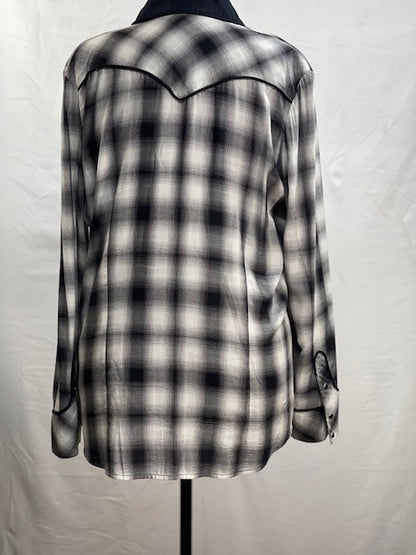 CF59-21 SNAP FRONT PLAID TOP 1X