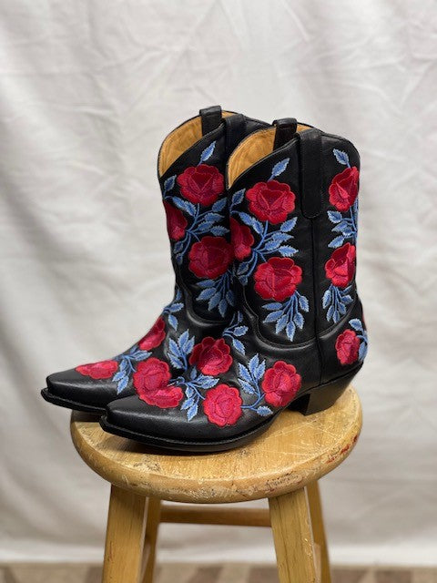 CF46-157 MANUEL RED ROSE BOOT 8.5