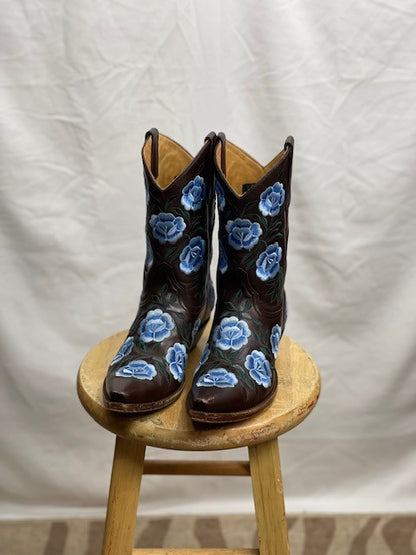 CF46-158 MANUEL BLU ROSE BOOT 8.5