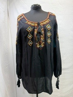 CF103-23 BLK TUNIC W/TASSELS L