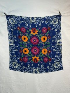 CF42-128 BLU FLOWER SCARD 25X25