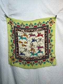 CF42-127 BAREBACK SCARF 25X25