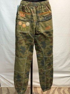 CF42-187 CAMO DAISY JOGGER S
