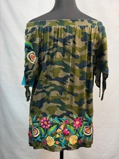 CF42-183 CAMO OFF SHOULDER TOP S