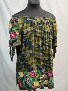 CF42-183 CAMO OFF SHOULDER TOP S