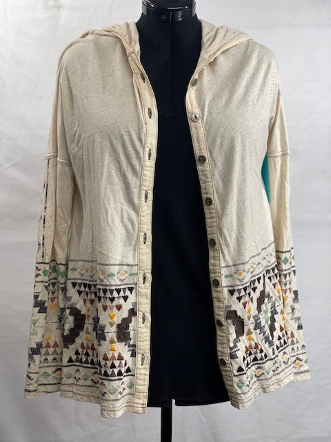 CF26-21 CREAM BUTTON FRONT TOP M