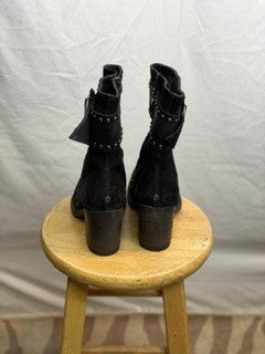 CF43-19 BLK SUEDE BOOT 10