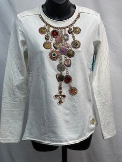 CF52-148 WHITE CHARMED TOP M