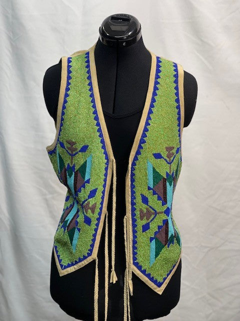 CF52-74 GREEN BEADED VEST M