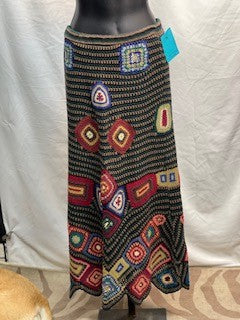 CF52-104CROCHET MAXI SKIRT XS