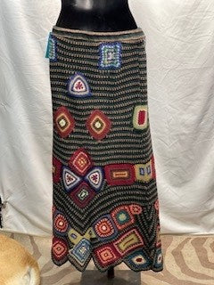 CF52-104CROCHET MAXI SKIRT XS