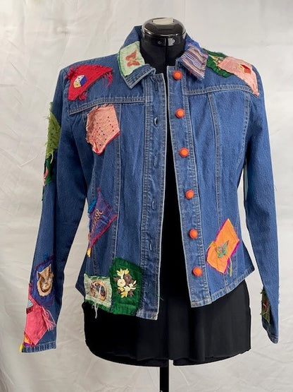 CF52-34 DENIM JACKET WITH PATCHES M