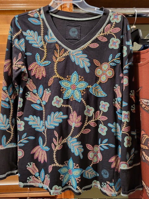 CF18-8 BLK FLORAL TOP-S