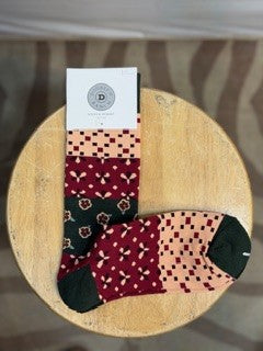 CF42-136 GRN/RED SOCKS 1