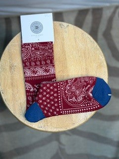 CF42-140 RED BANDANA SOCKS 1