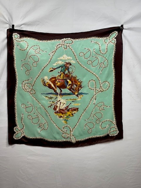 CF38-39 BRONC SCARF