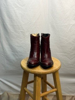 CF42-162 GRANNY TAKES A TRIP BOOT 8