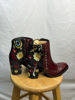 CF42-162 GRANNY TAKES A TRIP BOOT 8