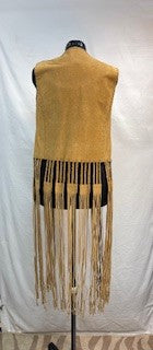 CF52-137 SUEDE VEST W LONG FRINGE M