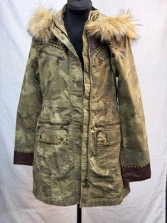 CF42-222 CAMO JACKET W/FAUX FUR S